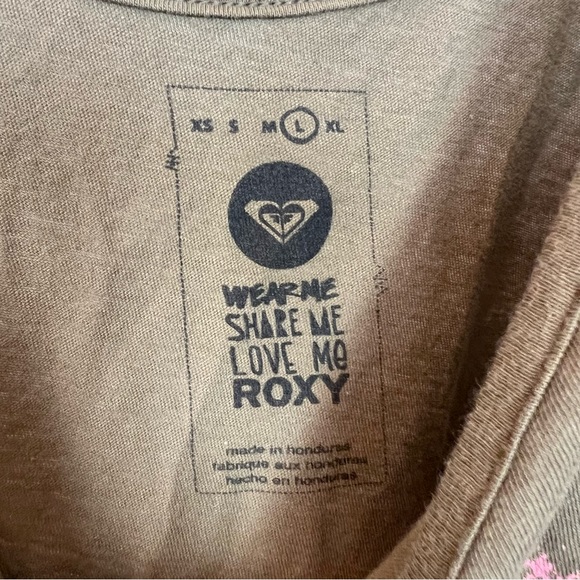 Roxy green pink heart spaghetti stretchy tank top - Picture 3 of 3